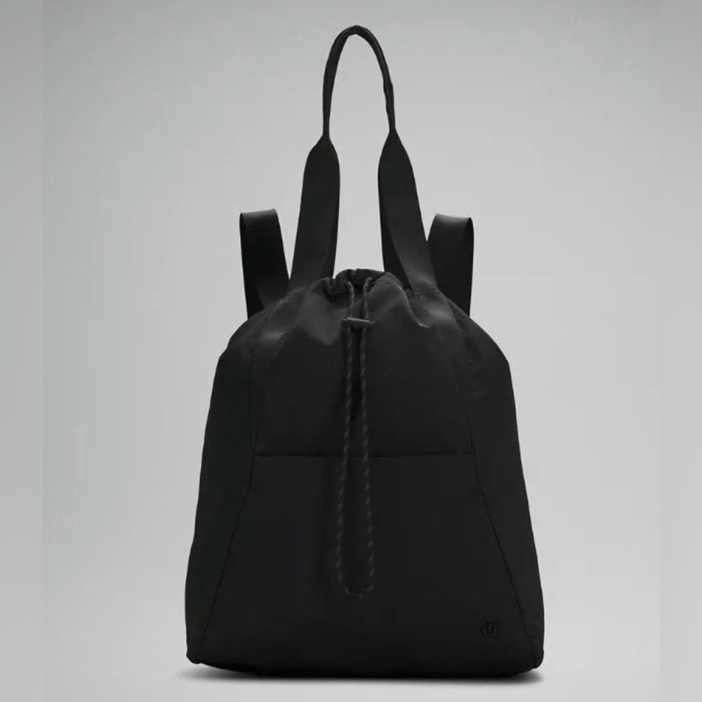 NWT Lululemon Dual Function Backpack to Tote